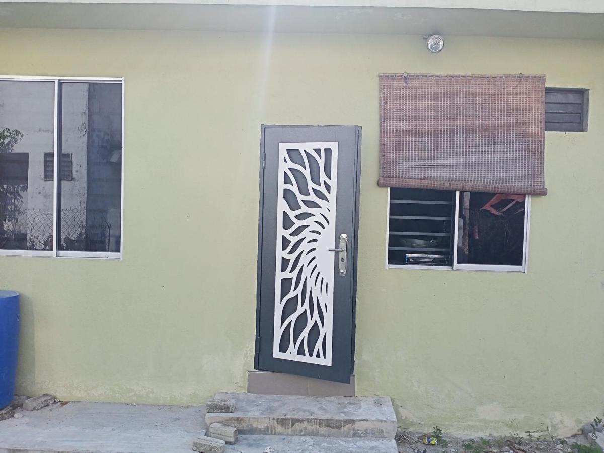 Holiday Home Bagan Lalang 5 Aircon กำปง บากัน ลาลัง ภายนอก รูปภาพ